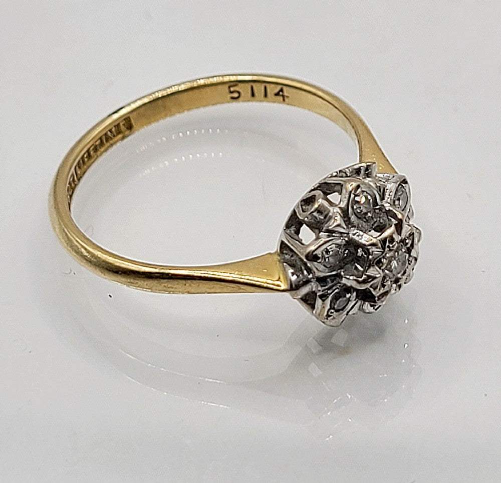 Vintage Diamond Cluster Ring, marked 18ct (O)