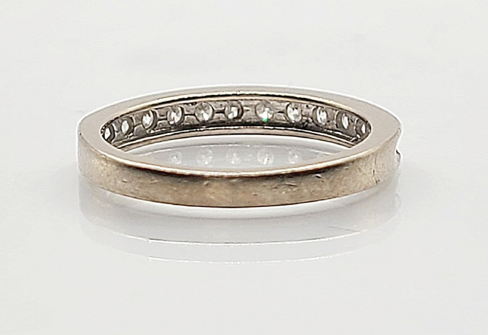 Diamond Half Eternity 18ct Gold Ring - Size I (=Indigo)