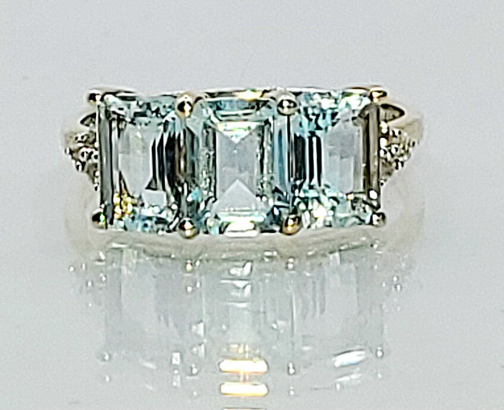Emerald Cut Aquamarine & Diamond Trilogy 10ct Gold Ring (N1/2)