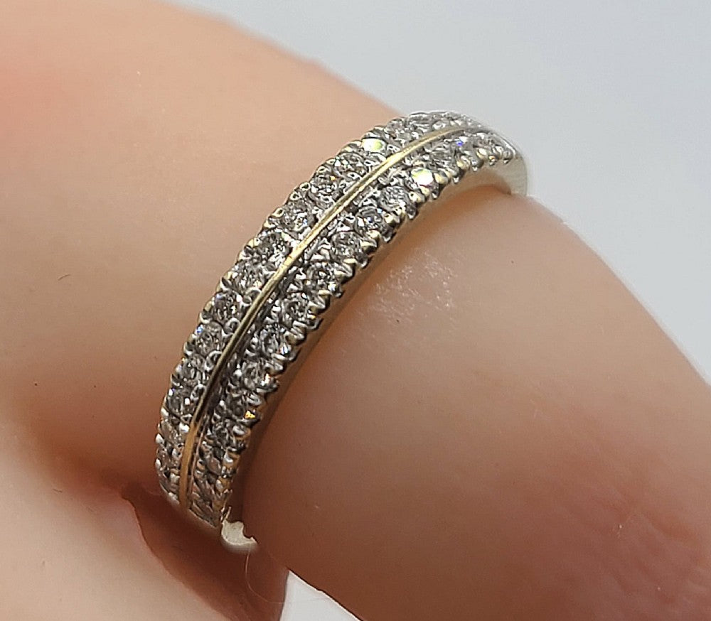 Diamond (0.27ct) 18ct Gold Cluster Ring (J)