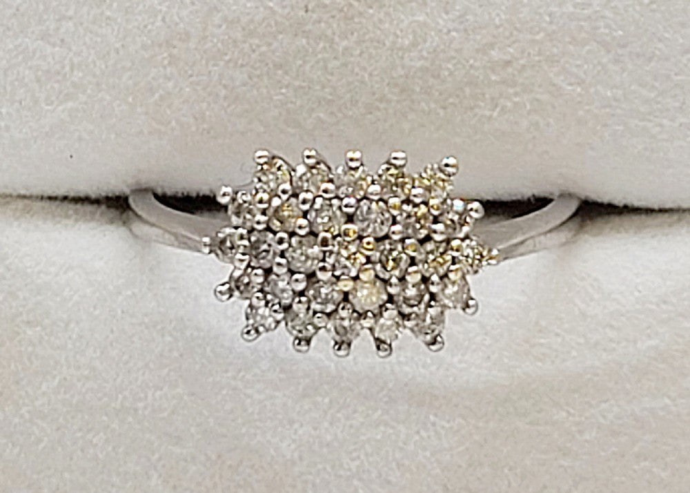 Diamond 0.5ct 9ct White Gold Cluster Ring (T)