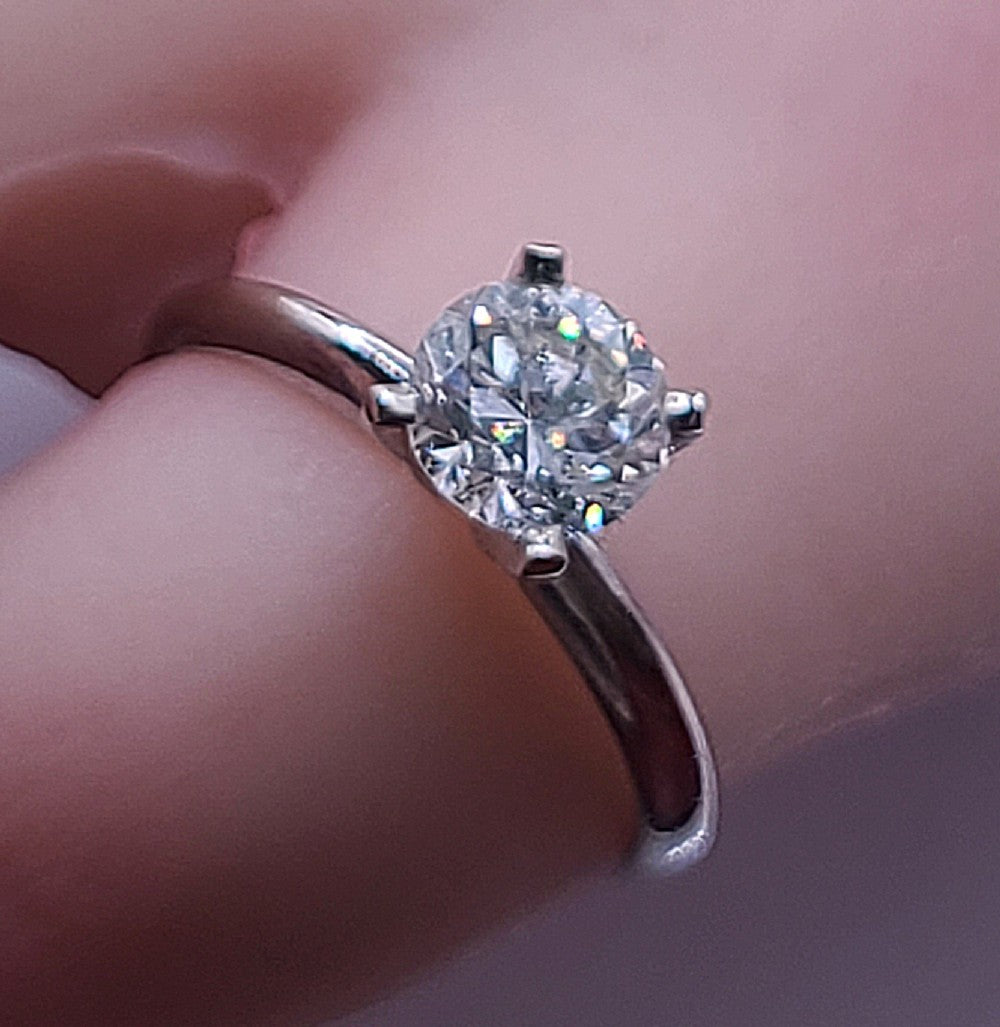Diamond Solitaire (1ct) 14ct Gold Ring (M)