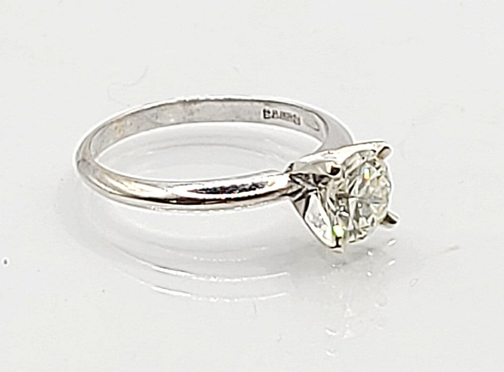 Diamond Solitaire (1ct) 14ct Gold Ring (M)