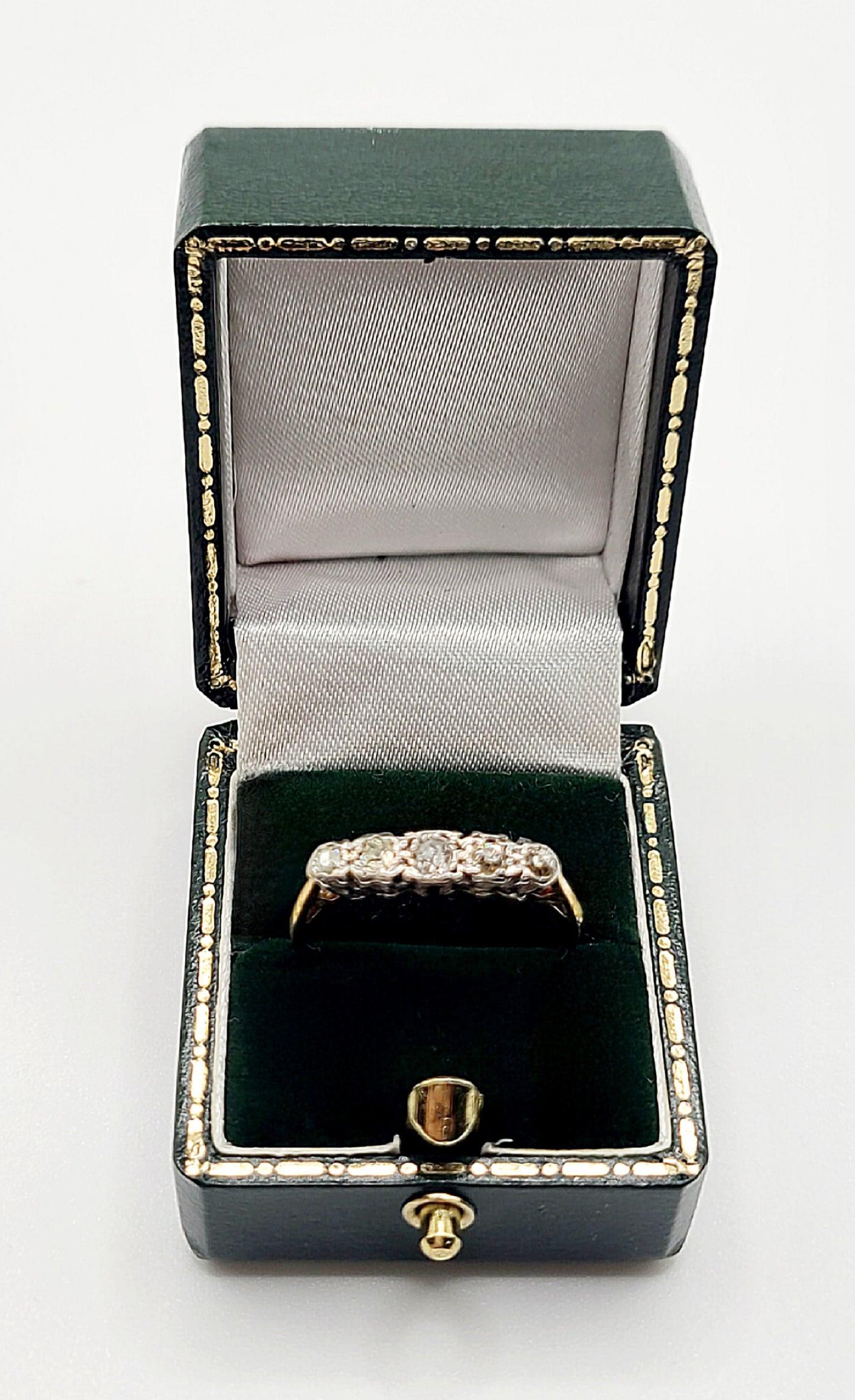 Five-Stone Art Deco Diamonds Platinum Set on 18ct Yellow Gold Ring c.1920