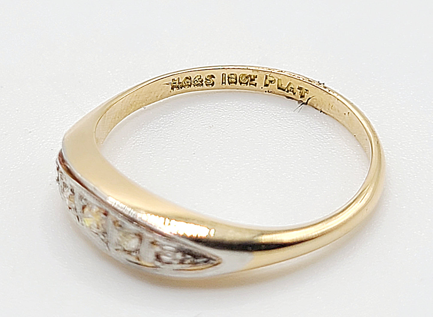 Art Deco 5 Stone Diamond Platinum & 18ct Gold Ring c1920s