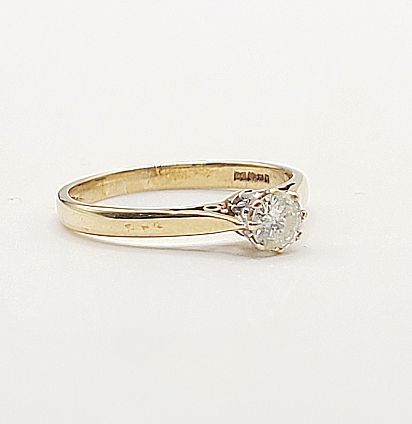 18ct Diamond Solitaire Ring London pre 1975