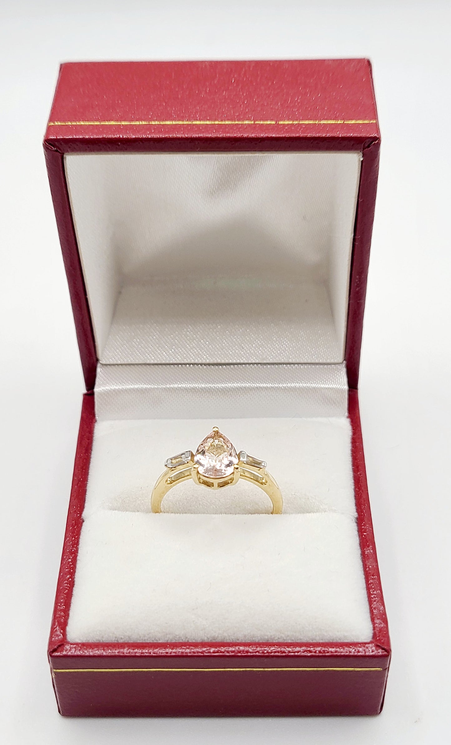 Morganite & Diamond 9ct Gold Ring (L1/2)