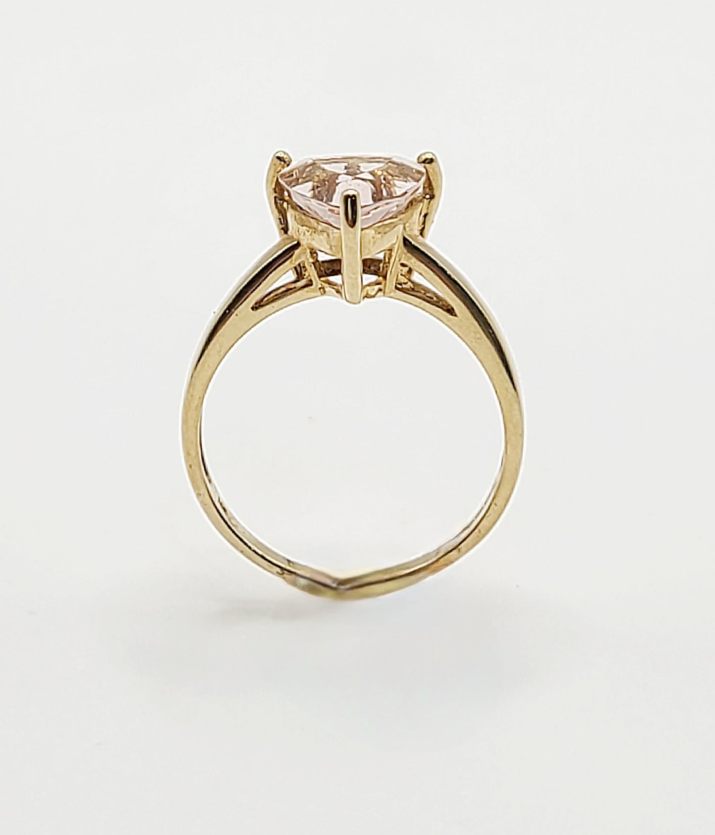 Trillian Cut Morganite on 9ct Gold Ring (N)