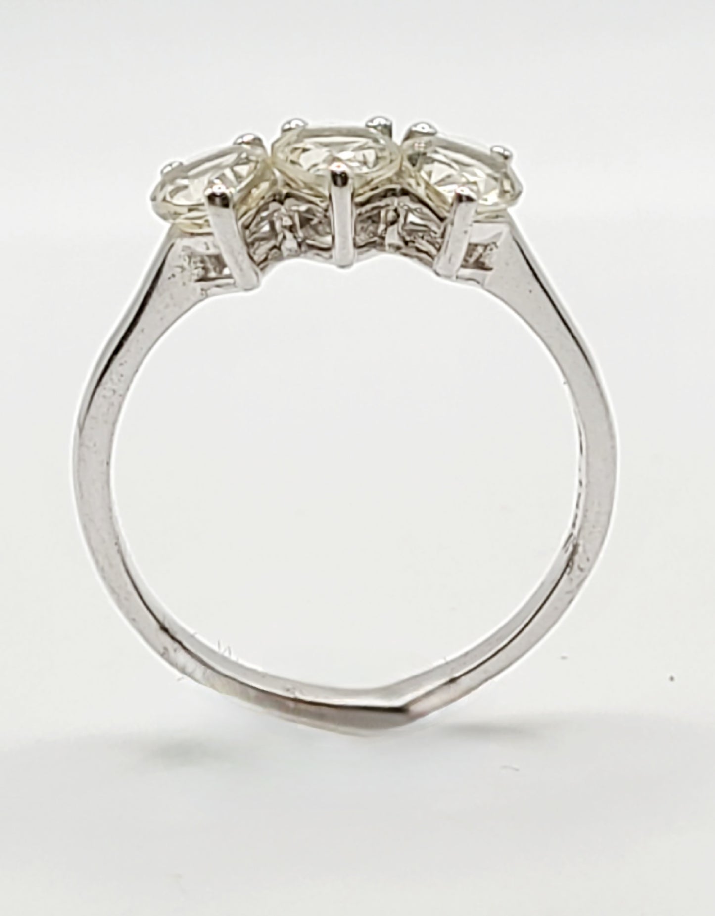 925 Silver Ring with Three Teardrop Lemon Crystal's (S)