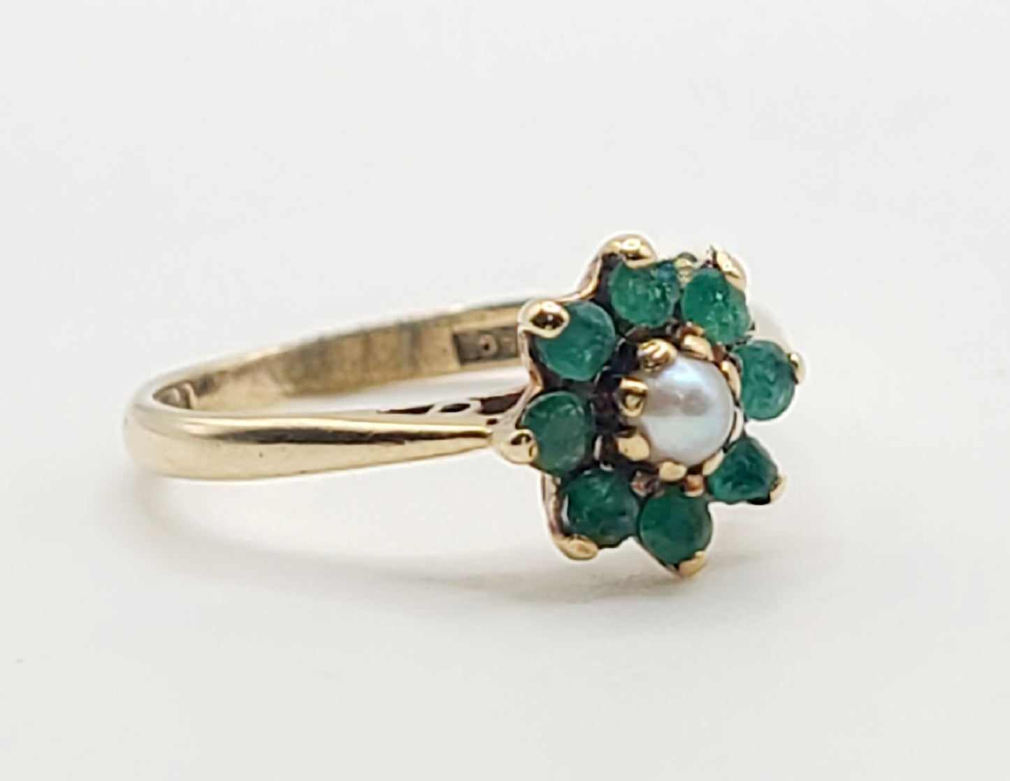 Natural Emerald & Cultured Pearl Cluster 9ct Gold Ring