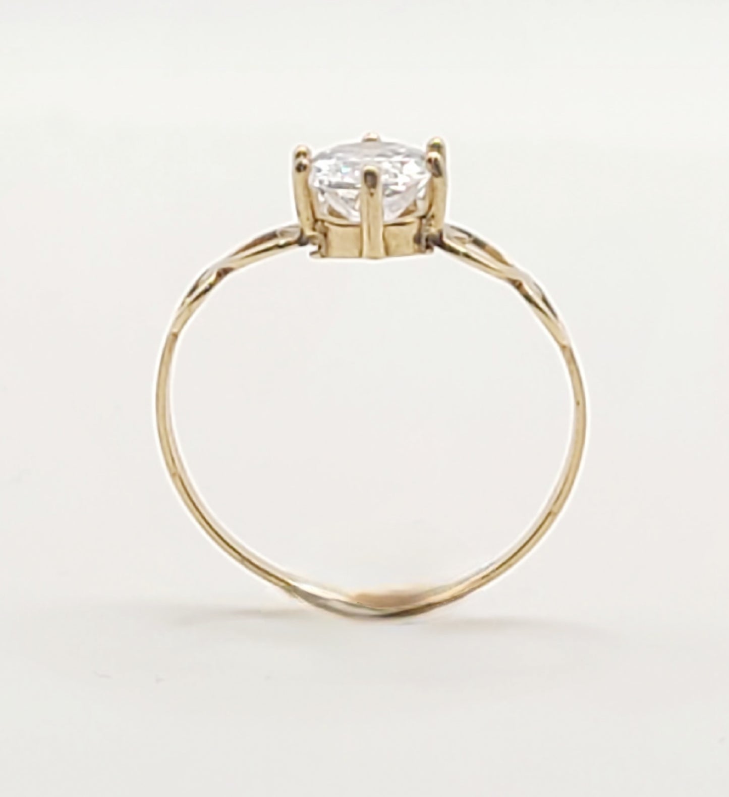 9ct Gold Cubic Zirconia Ring