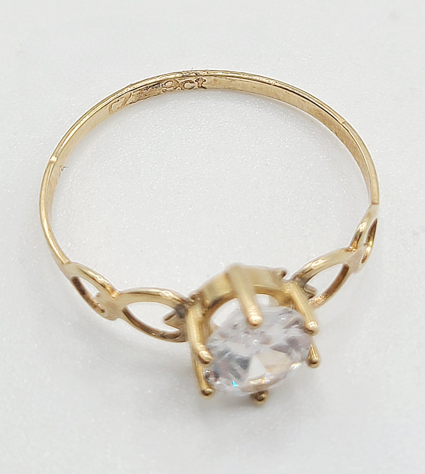 9ct Gold Cubic Zirconia Ring