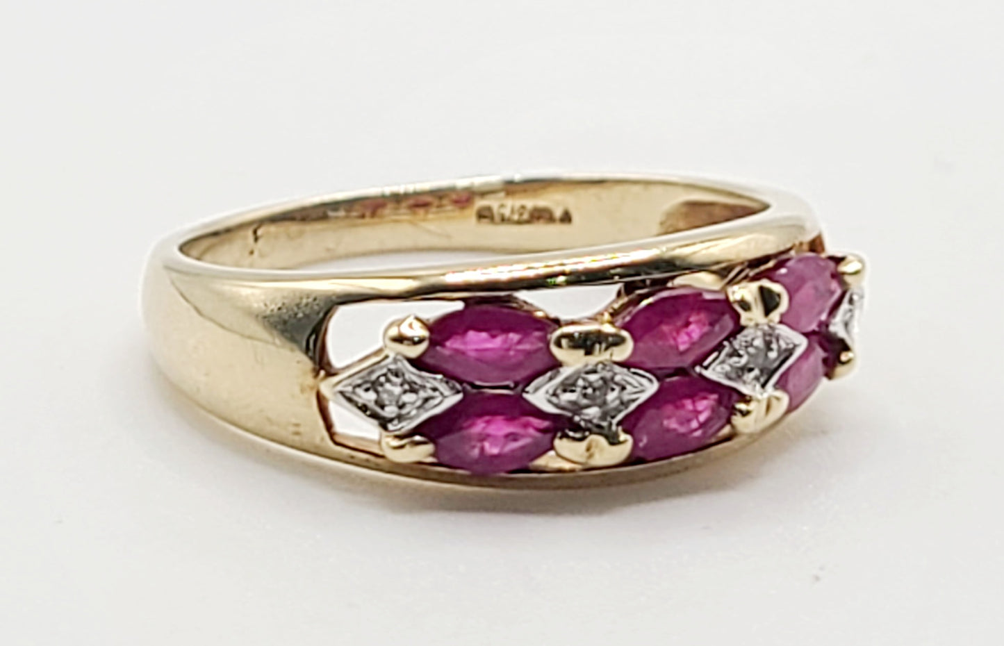 Ruby & Diamond 9ct Gold Ring - size R