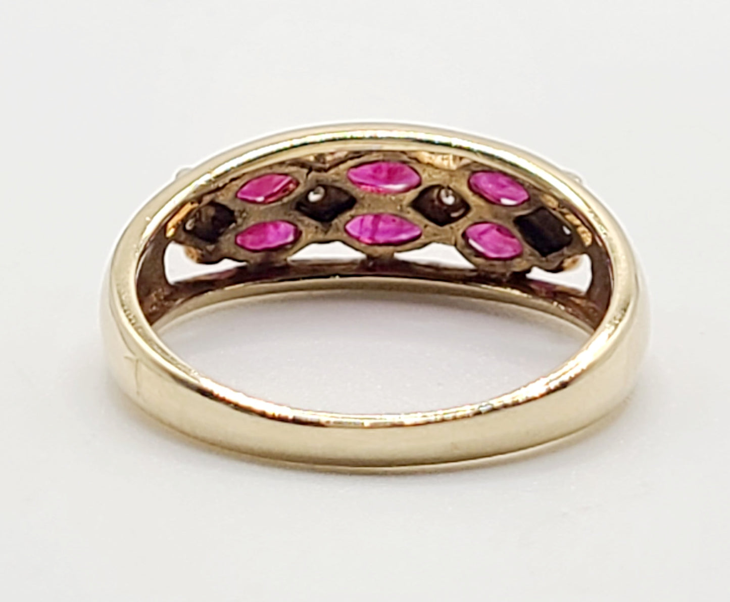 Ruby & Diamond 9ct Gold Ring - size R