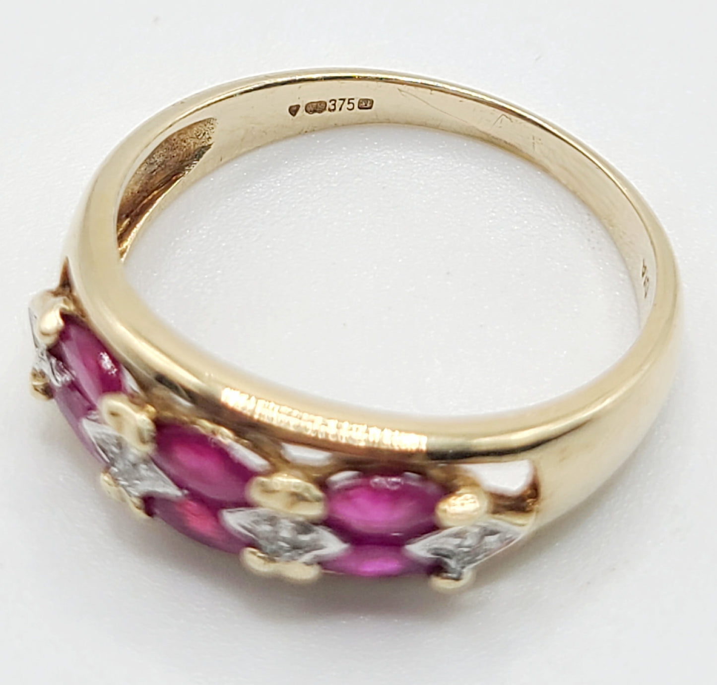 Ruby & Diamond 9ct Gold Ring - size R