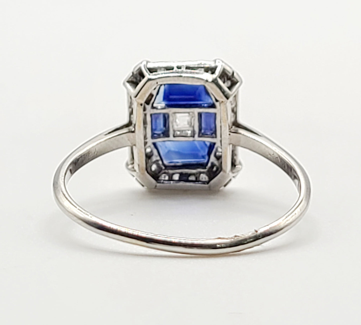 Art deco Sapphire & Diamond Platinum Ring