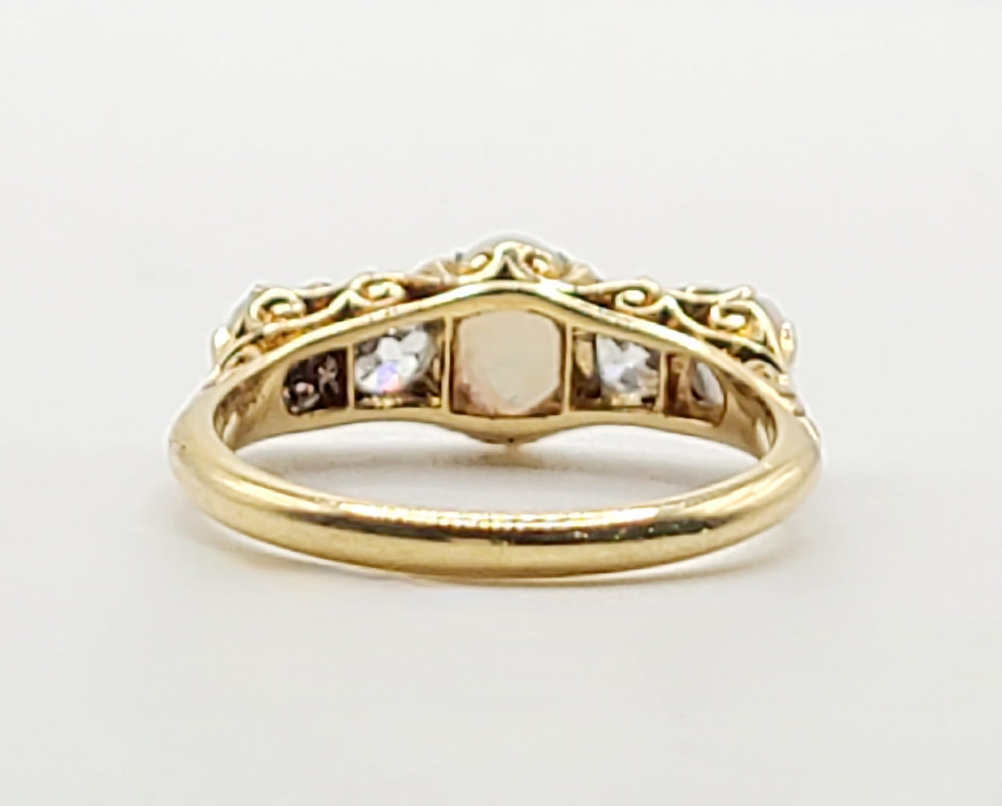 Victorian 1.25ct Opal & 0.5ct Diamond 18ct Gold Ring