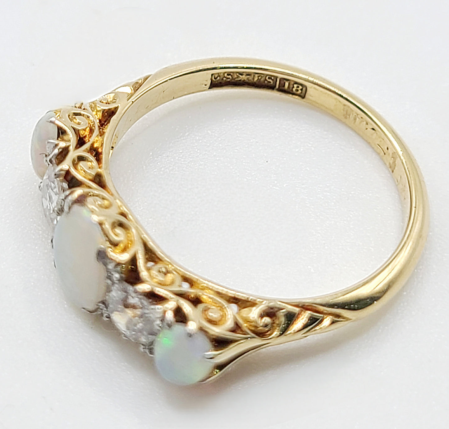 Victorian 1.25ct Opal & 0.5ct Diamond 18ct Gold Ring