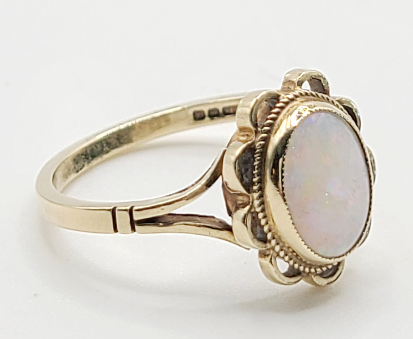 Asprey & Co Natural Opal on Hallmarked 9ct Gold Ring