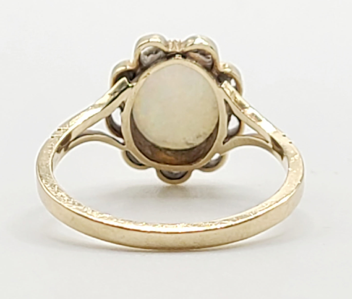 Asprey & Co Natural Opal on Hallmarked 9ct Gold Ring