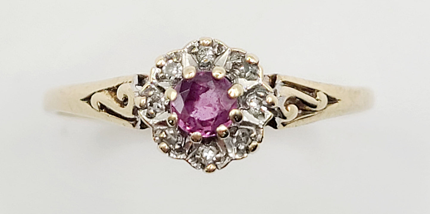 Vintage 1940s Art Deco Ruby with Diamond Halo on 9ct Gold