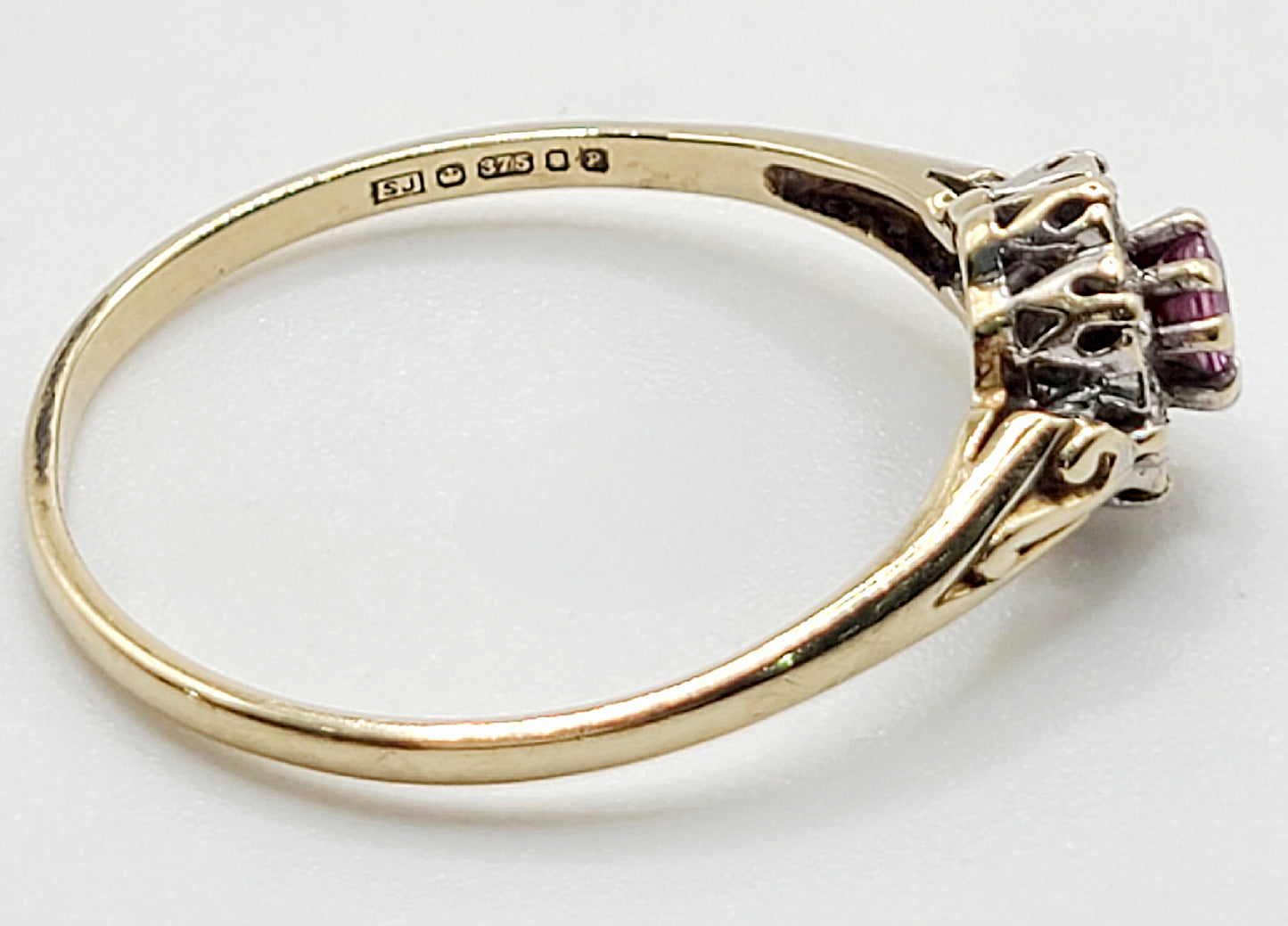 Vintage 1940s Art Deco Ruby with Diamond Halo on 9ct Gold