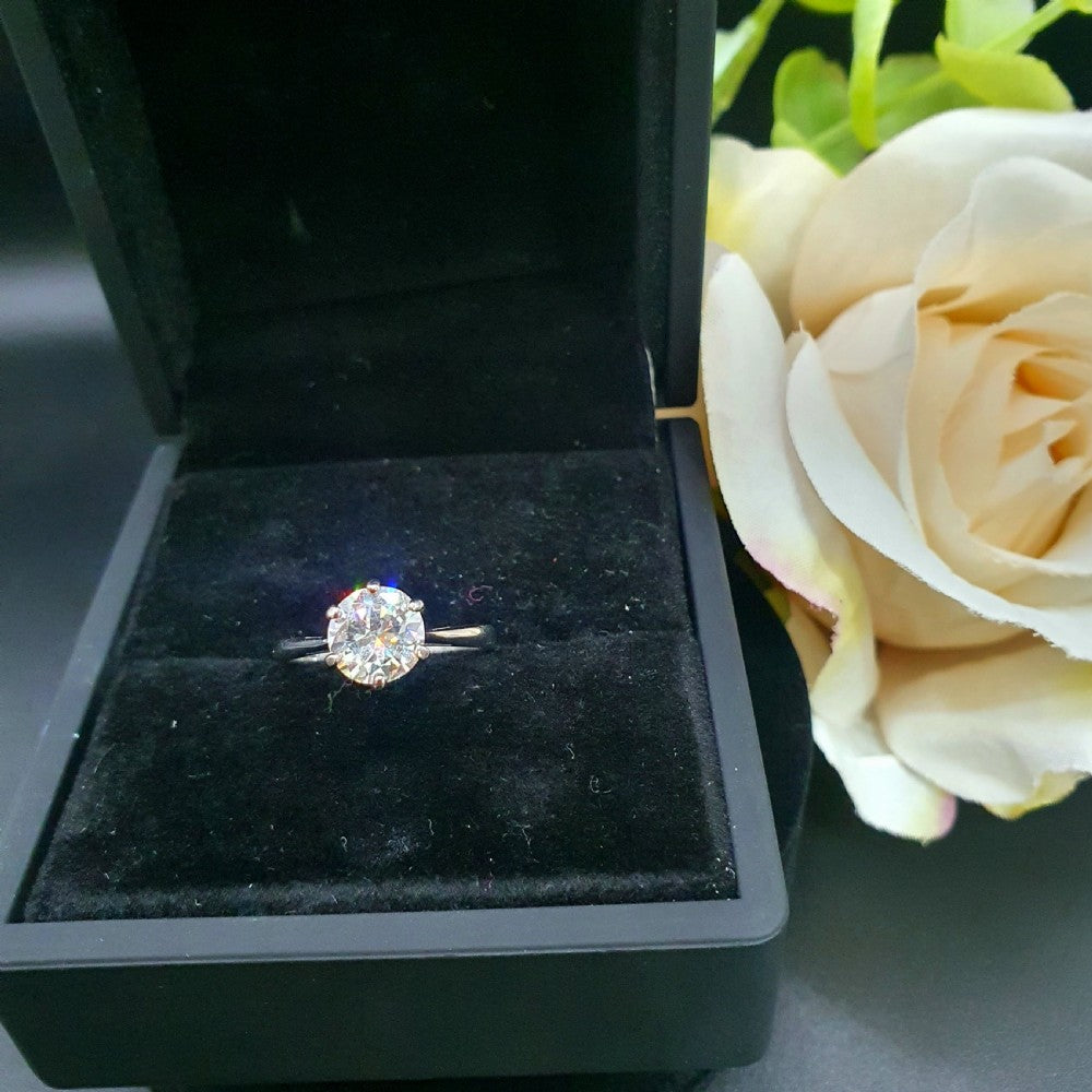 Natural 1.04ct Diamond Solitaire on 18ct White Gold Ring - Size J1/2 c1960