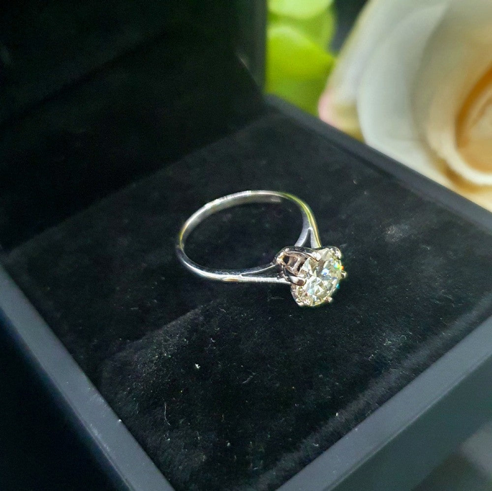 Natural 1.04ct Diamond Solitaire on 18ct White Gold Ring - Size J1/2 c1960
