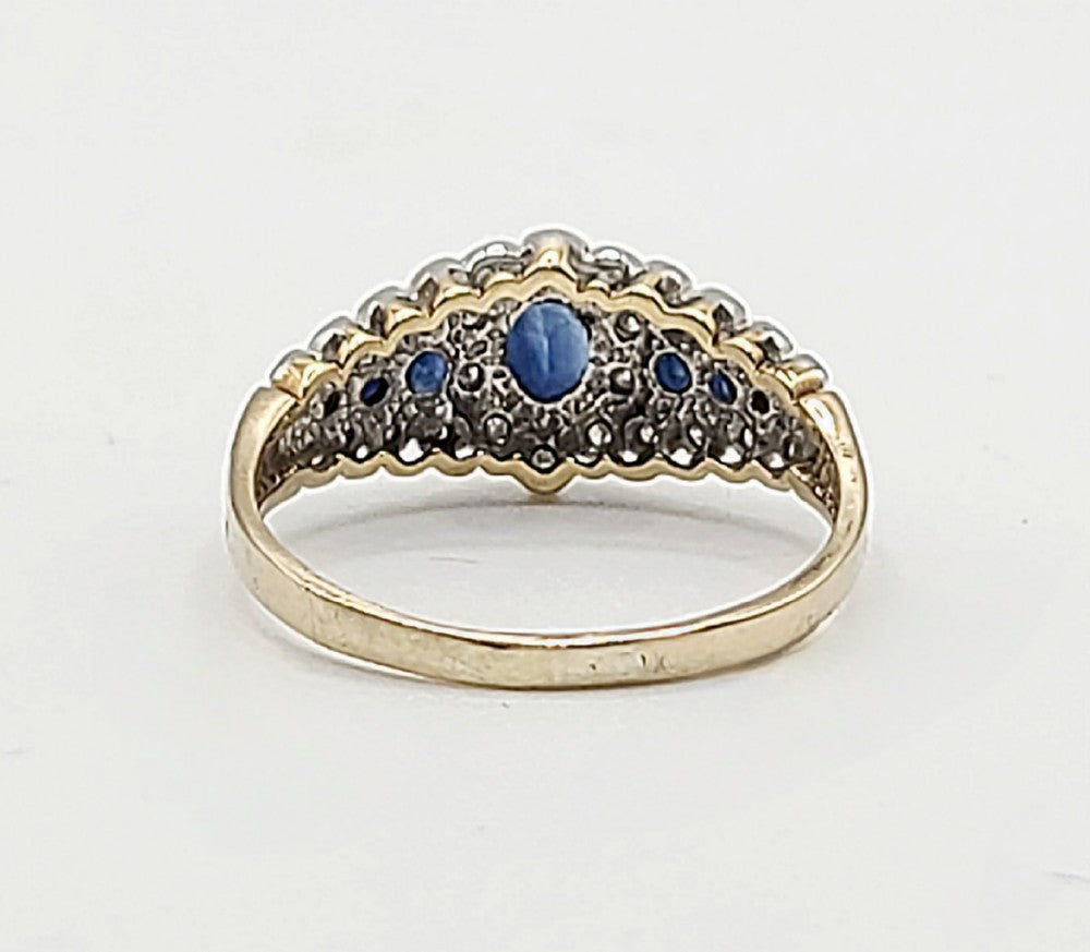 Vintage Oval Cut Central Sapphire & Diamond Shoulders 9ct Gold Ring (R)