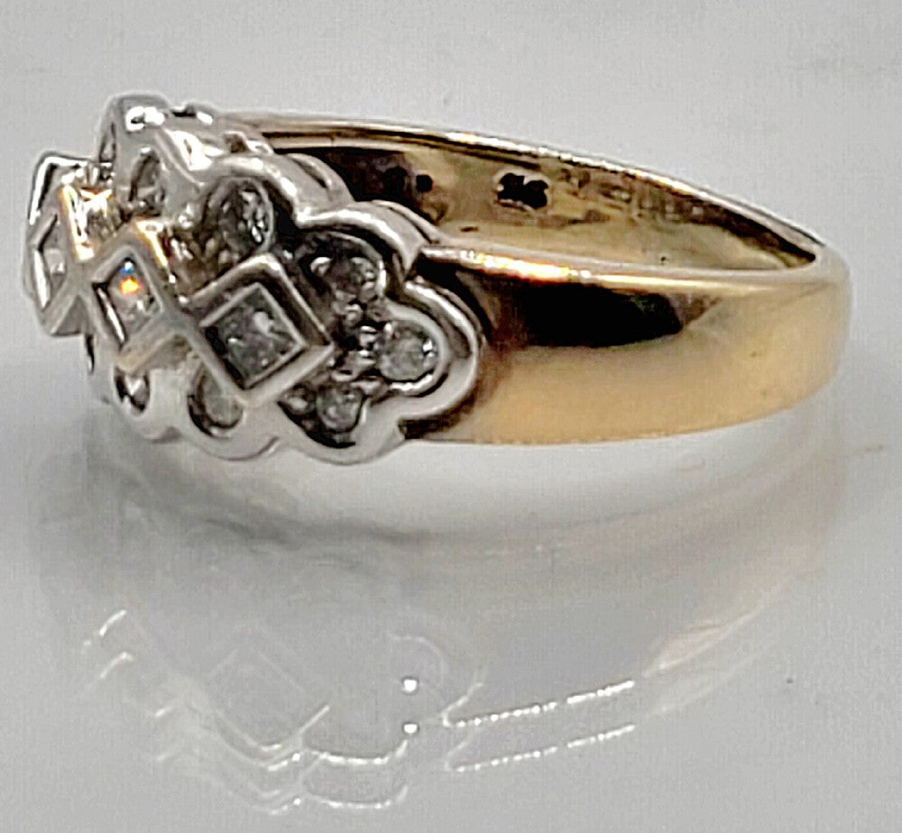 Diamond 1.6ct (x12 round x4 princess cut) White/Yellow 9ct Gold Ring (O1/2)