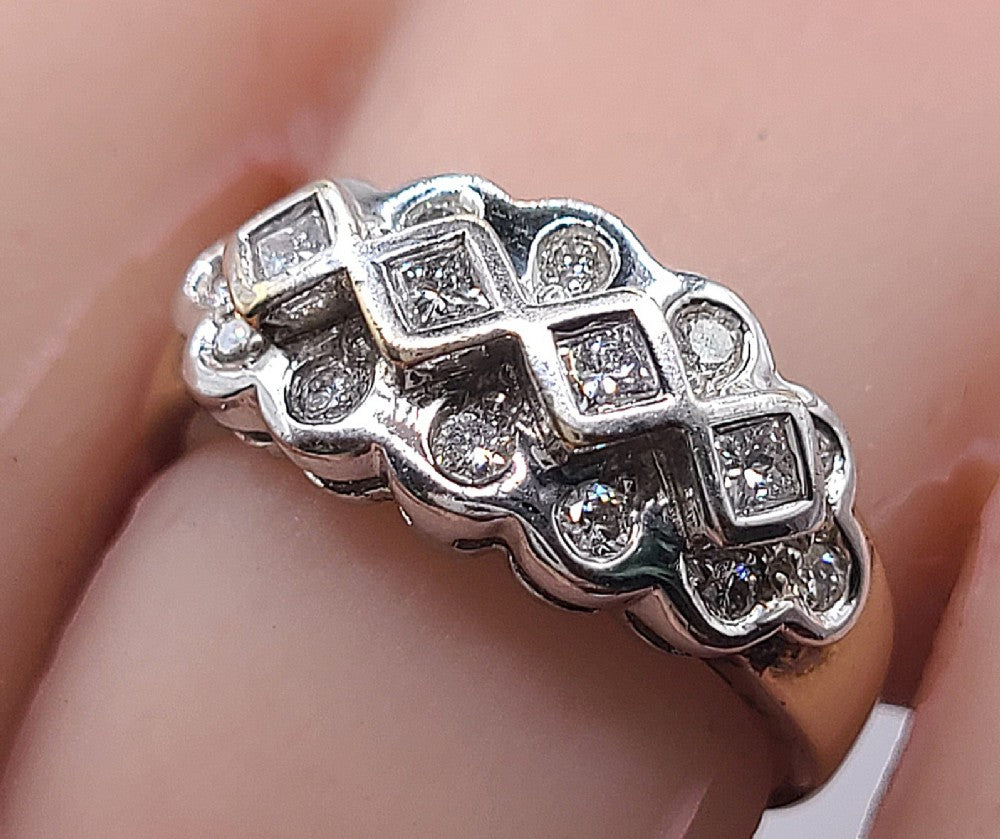 Diamond 1.6ct (x12 round x4 princess cut) White/Yellow 9ct Gold Ring (O1/2)