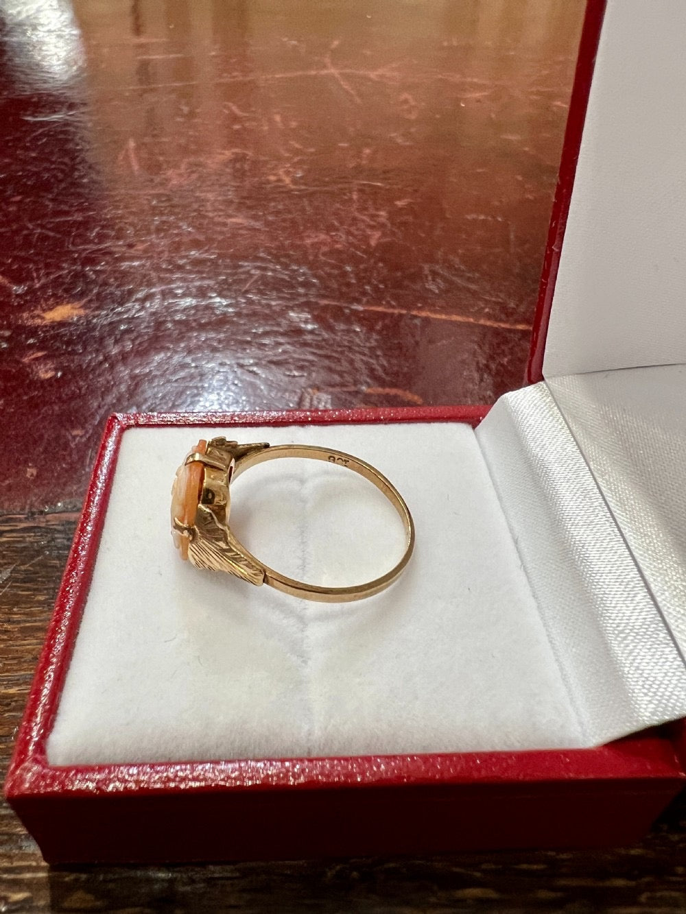 Art Deco Carved Shell Cameo 9ct Gold Ring c.1920s