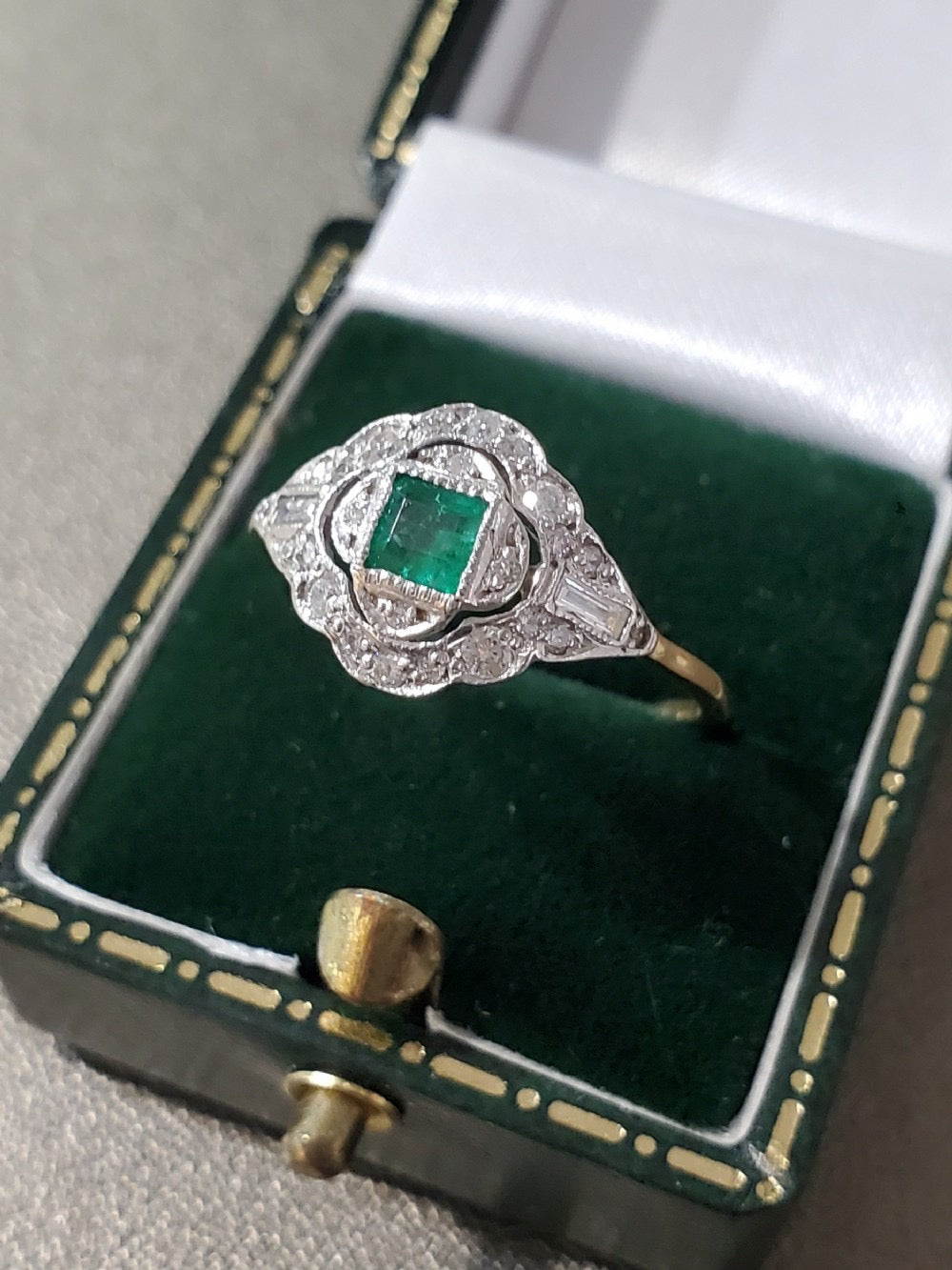 Antique Art Deco Princess Cut Emerald & Diamond 18ct Gold Ring