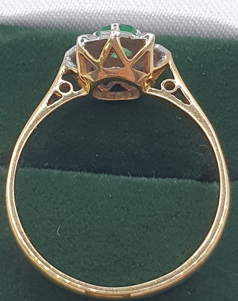 Art Deco Emerald & Diamond 18ct Star Cluster Ring c1930