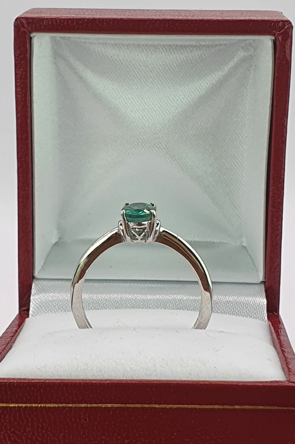 Garnet silver ring