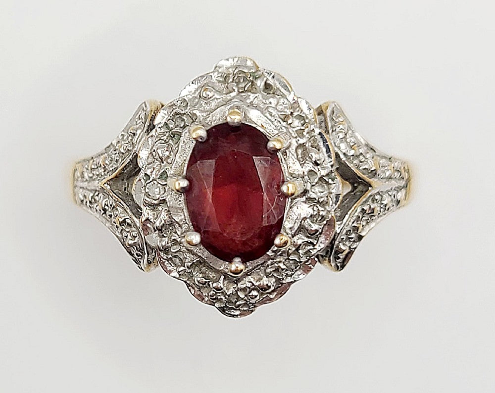 Oval Cut Garnet with Diamond Suround & shoulders 9ct Gold Ring (P1/2)