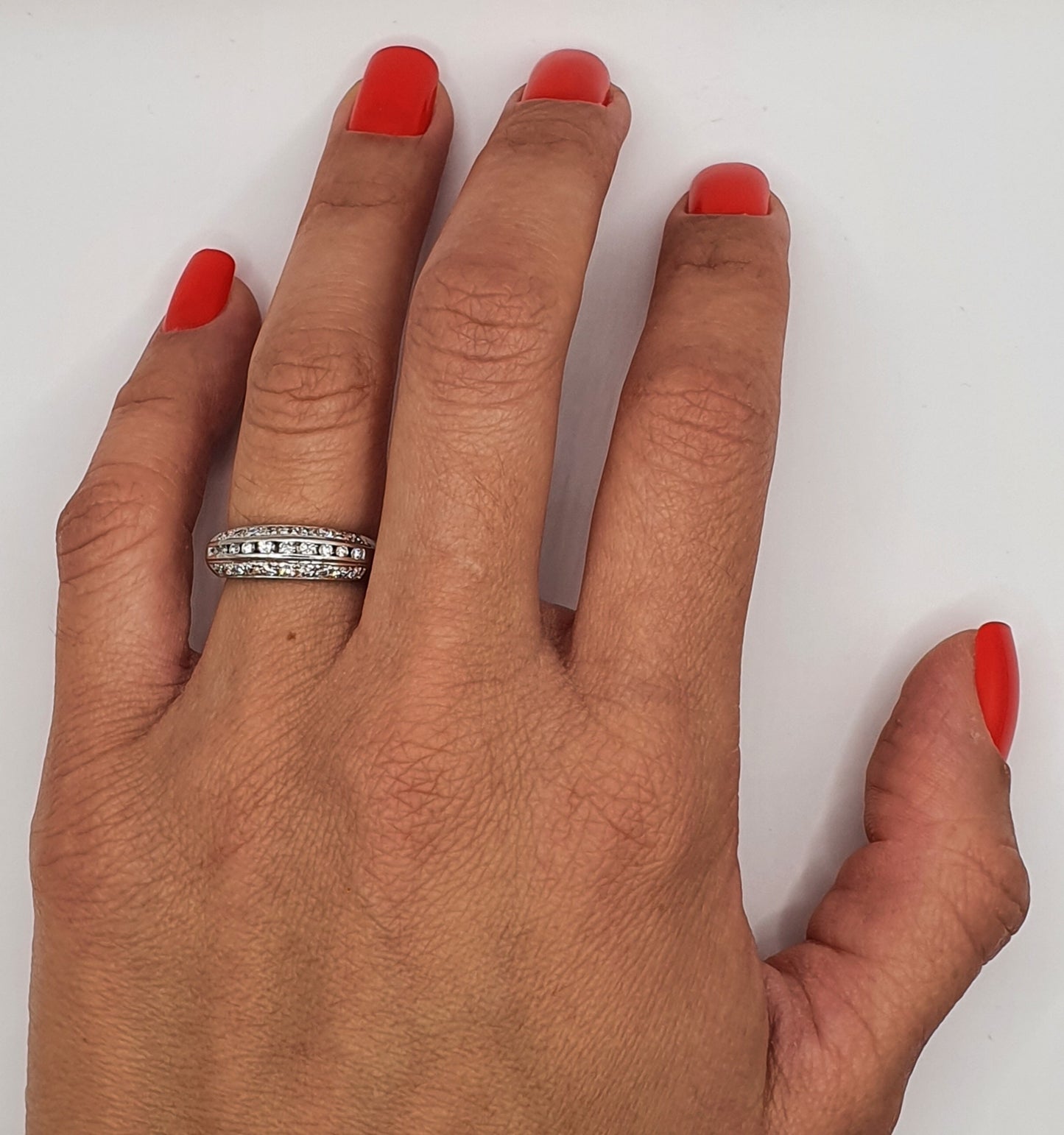 Fine Set Diamond Ring on 18ct Gold