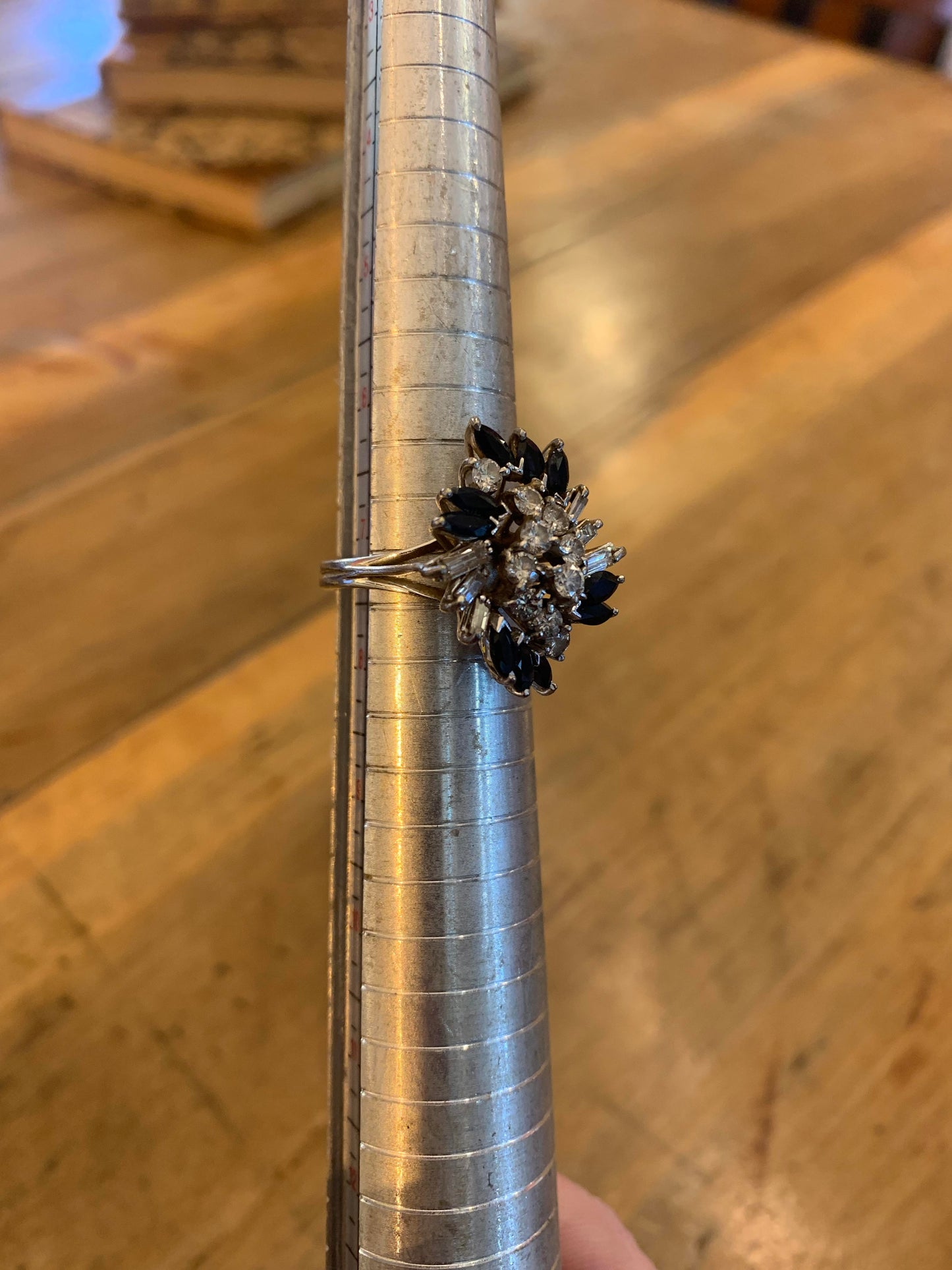 Dazzling Diamond & Sapphire (total approx. 1.6cts) 18ct White Gold Cluster Ring - Size O 1/2
