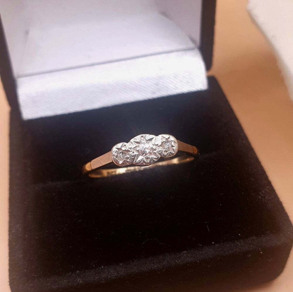 Art Deco Diamond & Platinum 9ct Gold Trilogy Ring