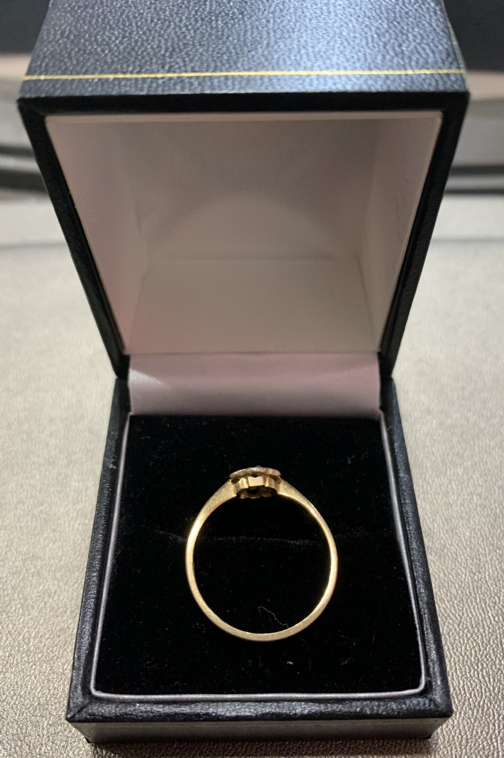 Art Deco Diamond Daisy 18ct Gold Ring 1920s