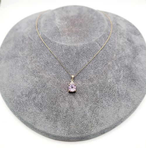 Amethyst & Diamond 9ct gold Pendant & 9ct Gold Chain