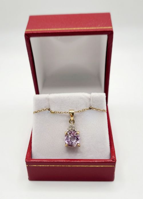 Amethyst & Diamond 9ct gold Pendant & 9ct Gold Chain