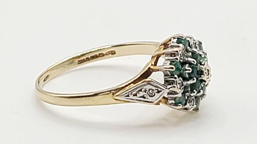 Vintage Natural Emerald & Diamond 9ct Gold Cluster Ring (O)