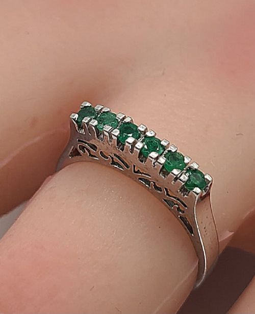 Natural Emerald Five Stone 9ct White Gold Ring (N)