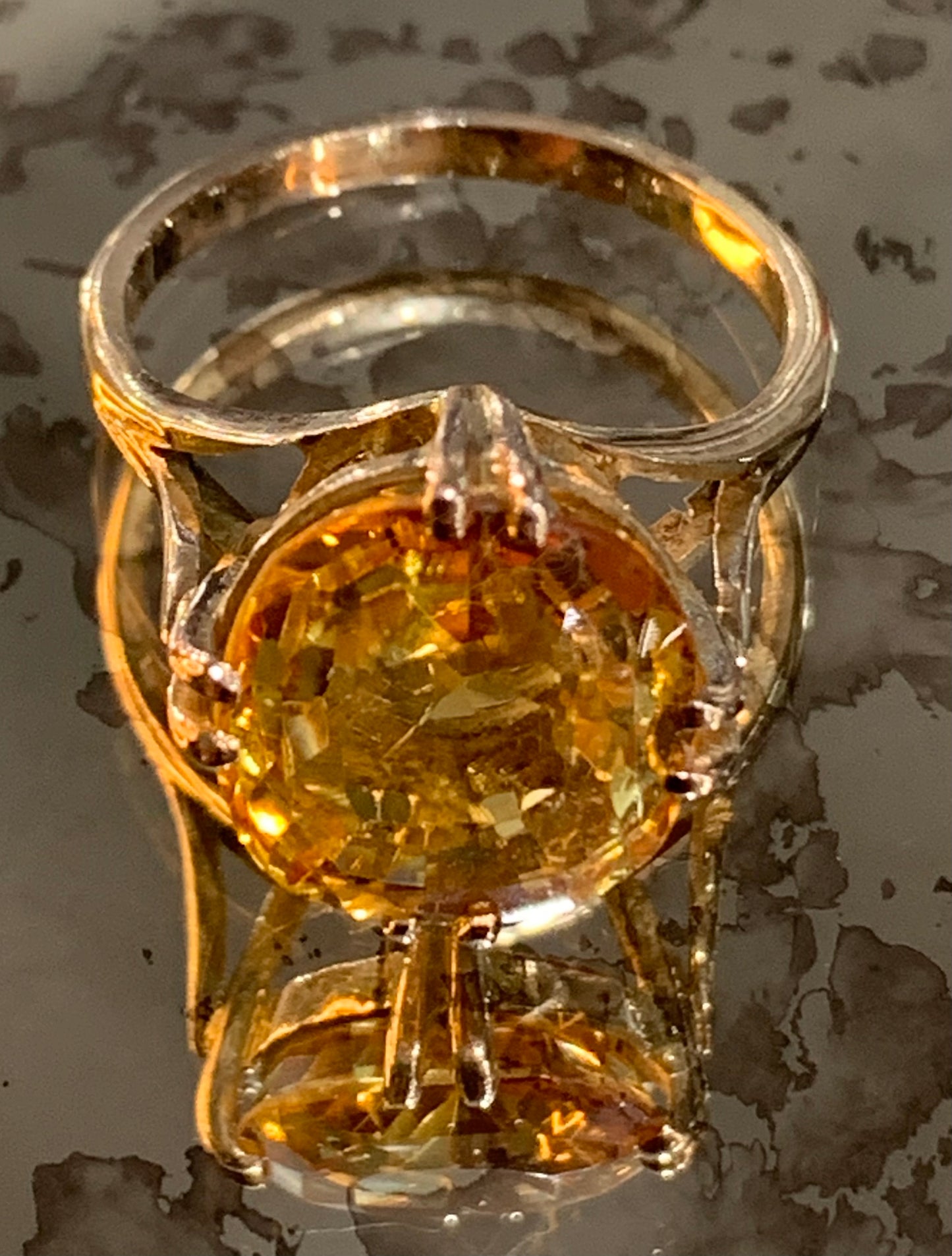 Art Deco Orange Sapphire 6.77ct (synthetic) Solitaire 9ct Gold Ring c1920-30's Size K1/2