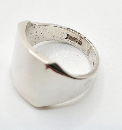 Heavy Silver Signet Ring (T1/2)
