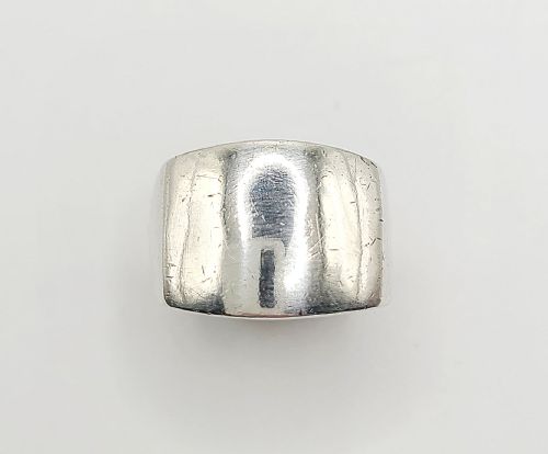 Silver Signet Ring (L1/2)