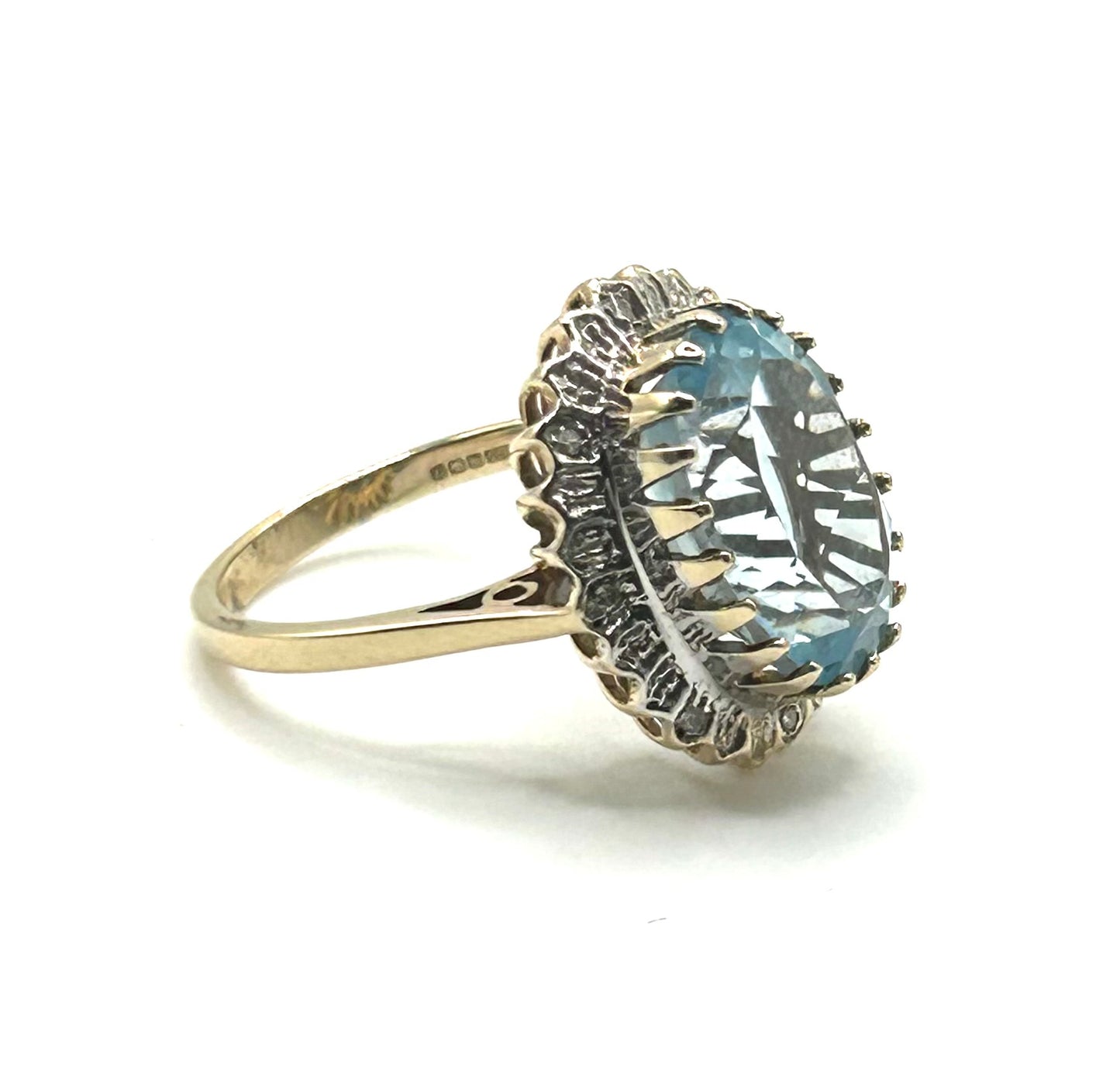 Large Vintage Oval Topaz 7.4ct Diamond Halo 9ct Gold Ring, Sheffield 1981 (M1/2)