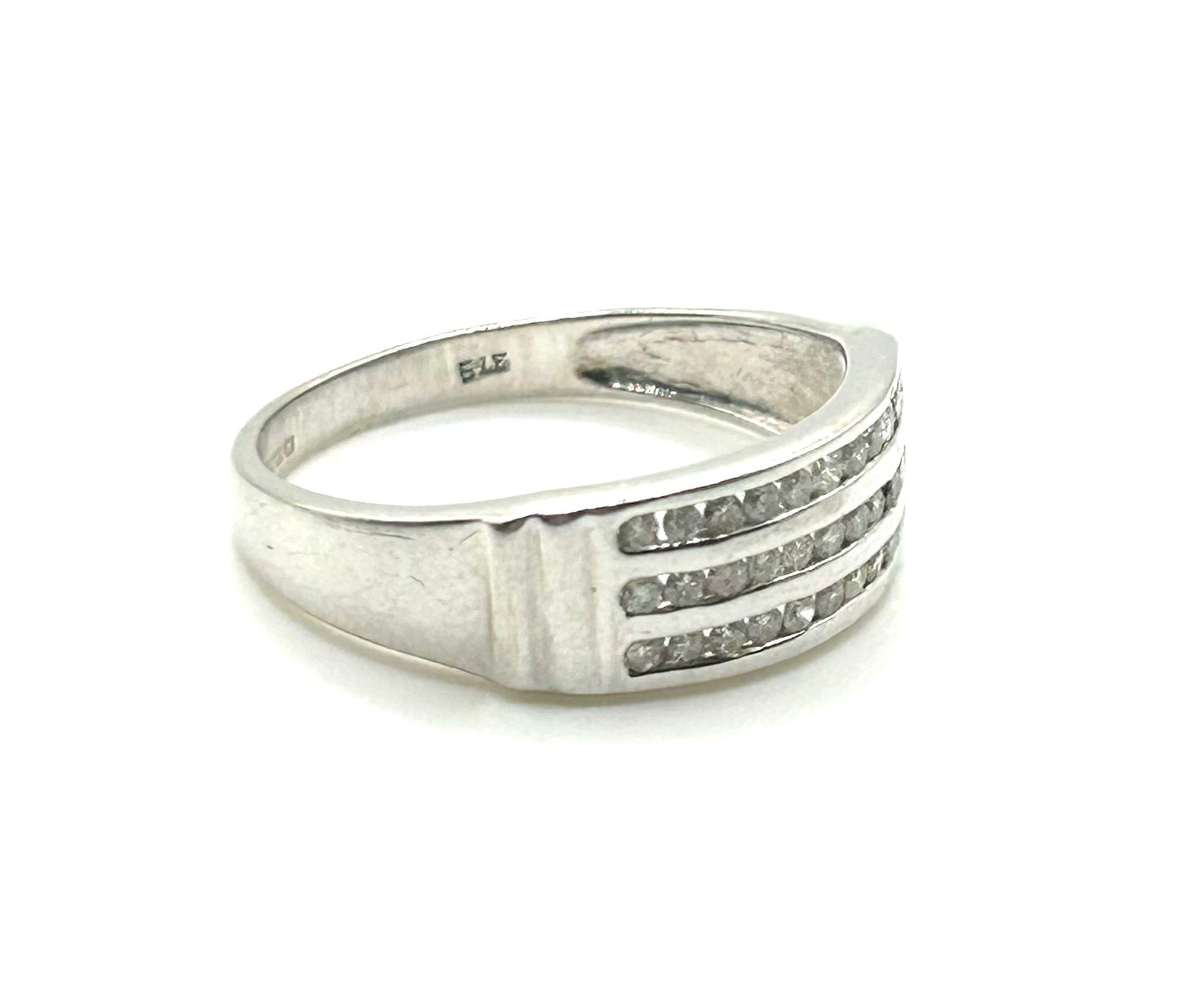 Fine Three Row Diamond Cluster 9ct Gold Ring (R1/2)