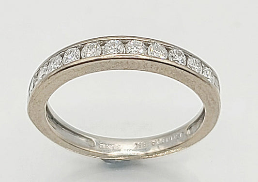 Diamond Half Eternity 18ct Gold Ring - Size I (=Indigo)